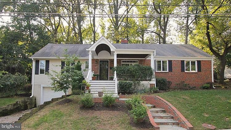 1st image of 623 Laura Dr