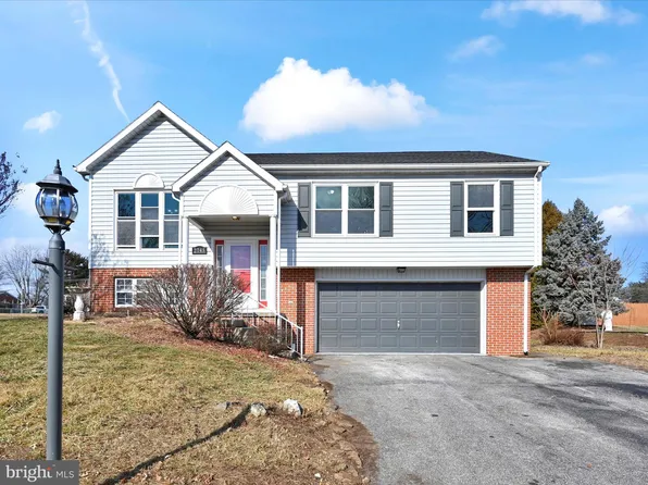 2745 Brookmar Dr, York, PA 17408