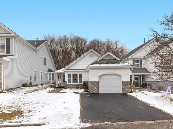 50 Perri Circle, Middle Island, NY 11953