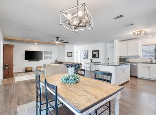 107 Ridgewood Ave, Mary Esther, FL 32569