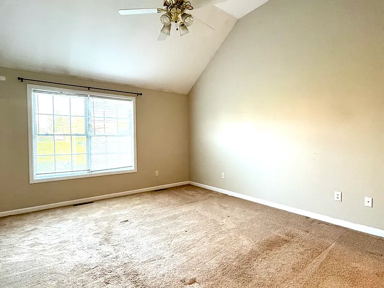 645 Hampton Way #1 — Photo 7