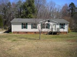 1068 Mountainview Rd, King, NC 27021