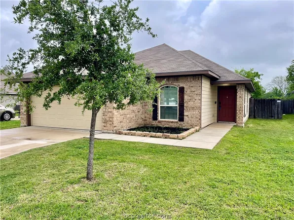 2554 Elkhorn Trl, Bryan, TX 77803