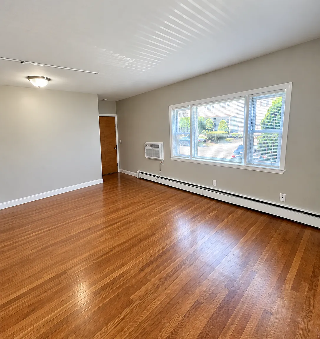1 bed, $1,995 — Photo 2