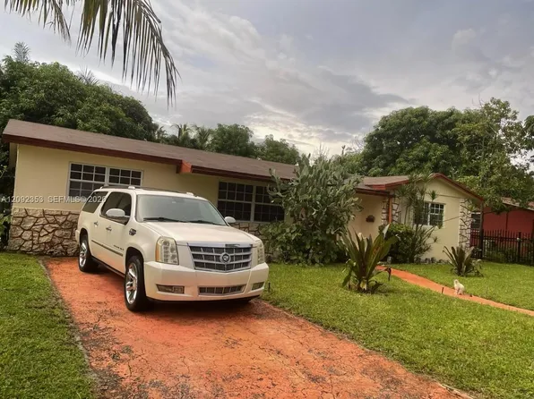 121 NE 173rd St, Miami, FL 33162