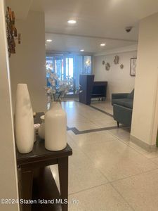 210 E36th St #5F, New York, NY, 10016