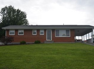 50 Griggs St, Christiansburg, VA 24073