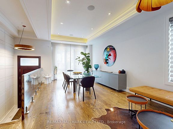 5th image of 159 Roe Ave