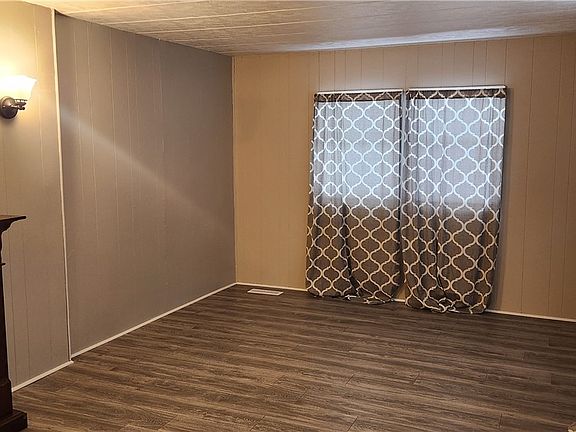 5th image of 202 W Main Rd #132