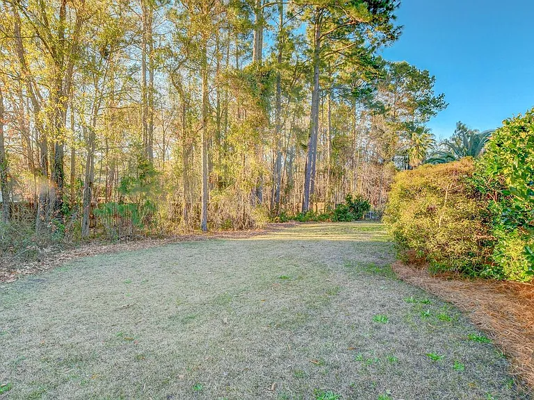 2105 Summerwood Dr — Photo 9