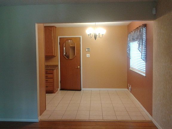 4th image of 2856 Poquita St