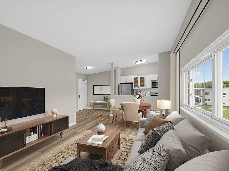 Eagle Rock Apartments at Patchogue Preserve
