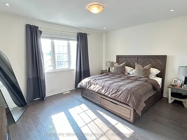 46 Major Cres — Photo 24