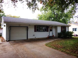 1309 Sunrise Dr, Seward, NE 68434