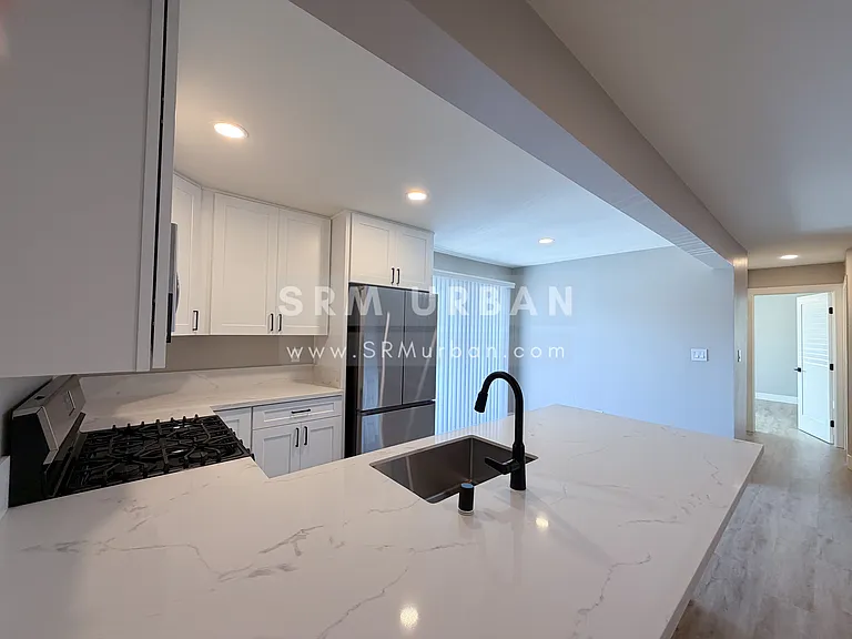 4566 36th St #8 — Photo 2