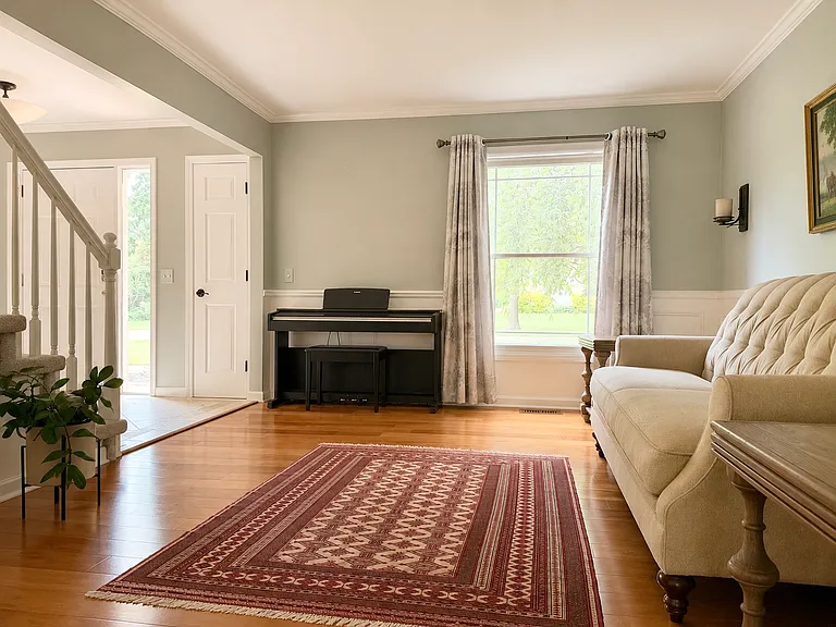 24299 Lynwood Dr — Photo 15