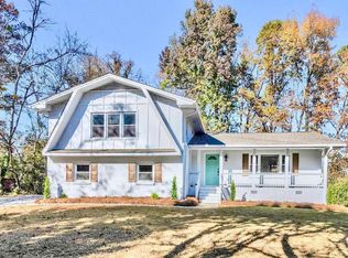 2726 Windrock Ct, Ellenwood, GA 30294