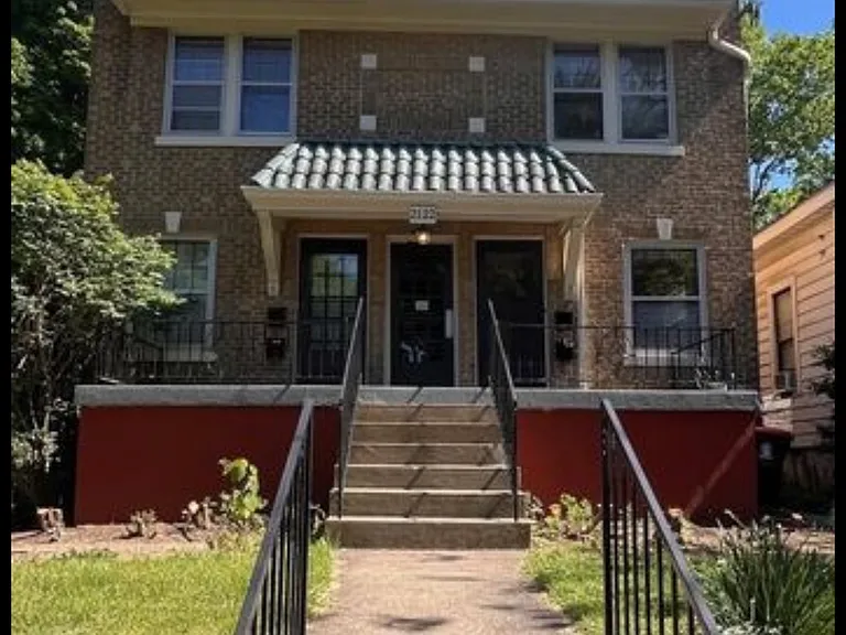 2122 Speed Ave #1 — Photo 1