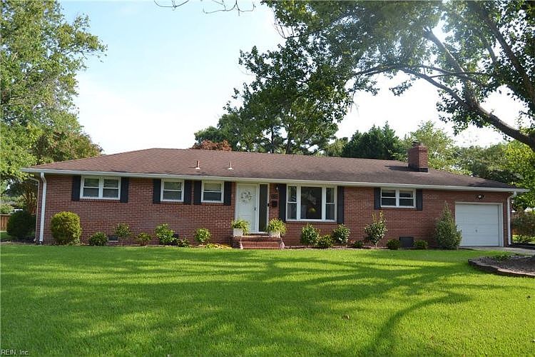 1st image of 2312 Plantation Dr