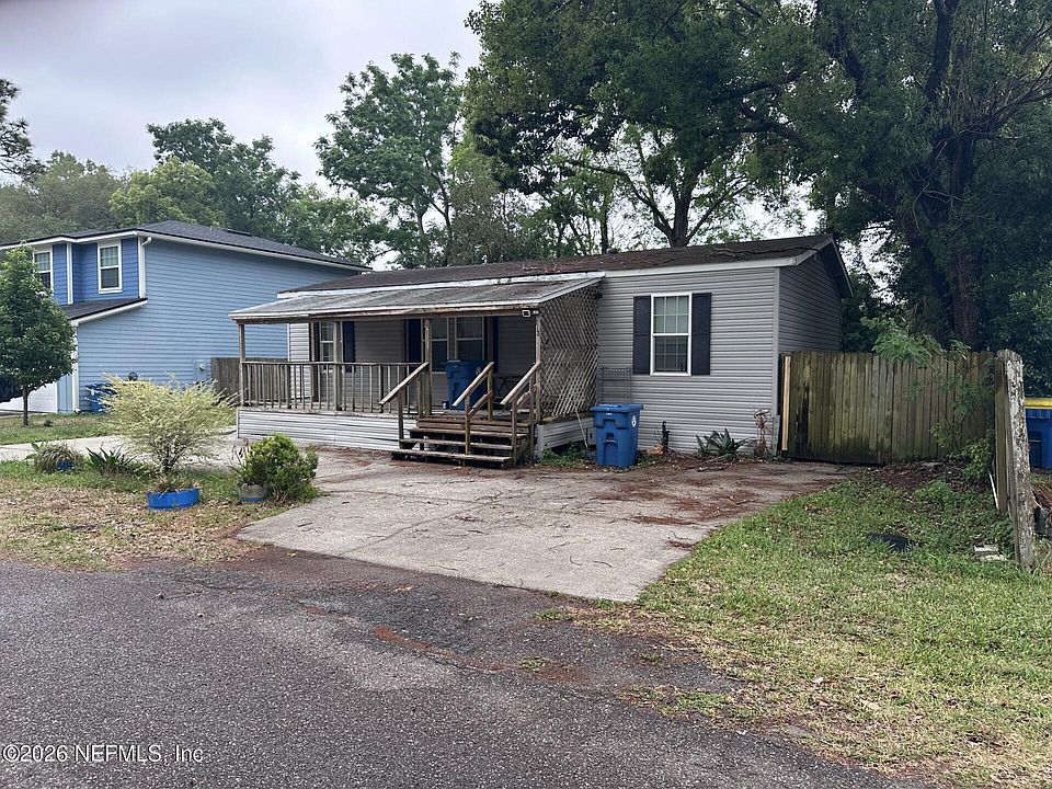 2nd image of 118 ORANGEDALE Avenue
