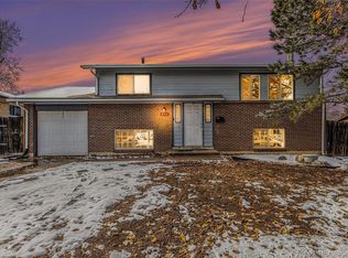 423 S Xanadu St, Aurora, CO 80012