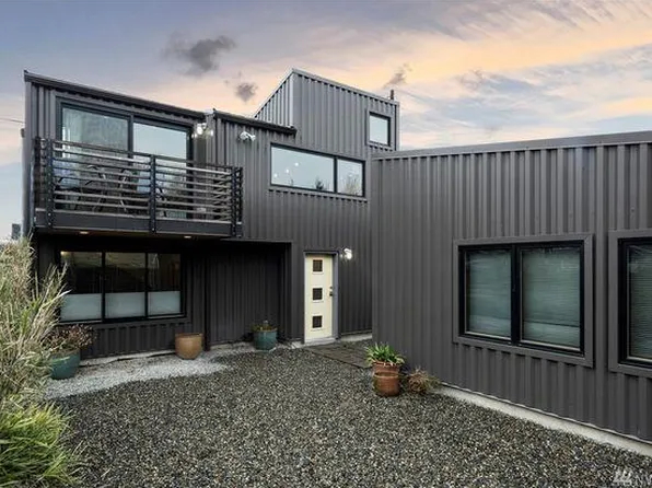 1226 S Cloverdale St #A, Seattle, WA 98108