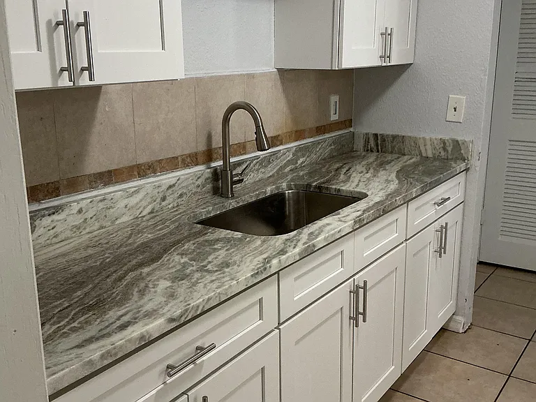 1408 Zenith Pl — Photo 7