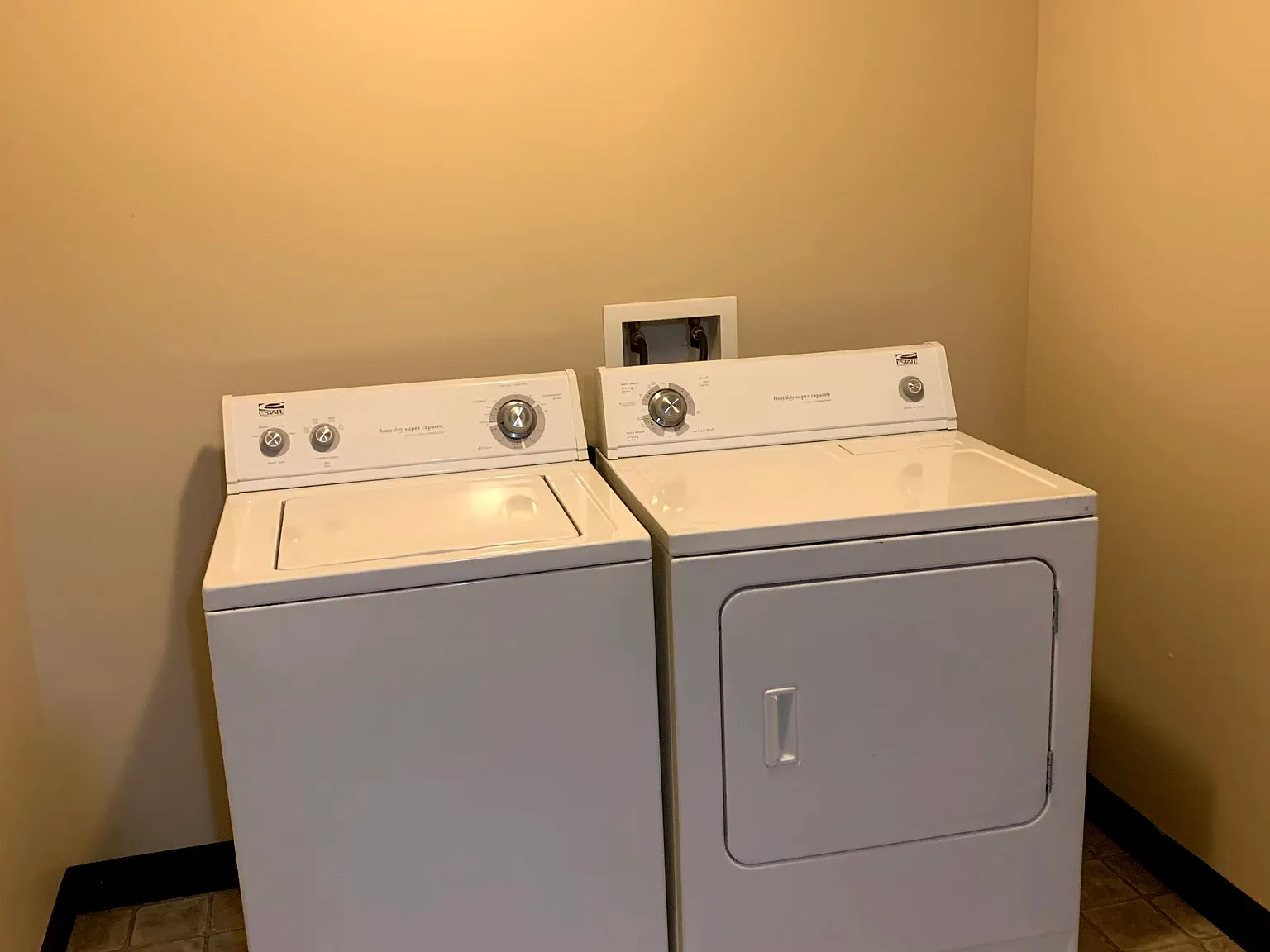 1 bed, $599 — Photo 2