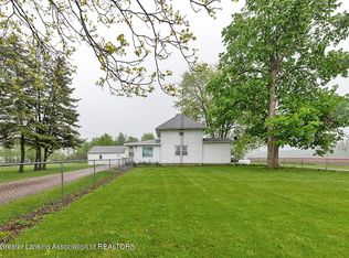 15085 Forest Hill Rd, Grand Ledge, MI 48837