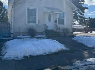 2138 Neil St, Schenectady, NY 12306