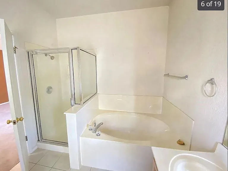 1413 Haley Gray Dr — Photo 17