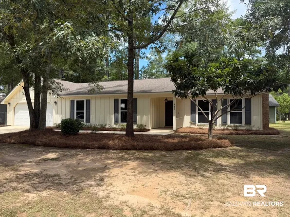 100 Beechwood Cir, Daphne, AL 36526