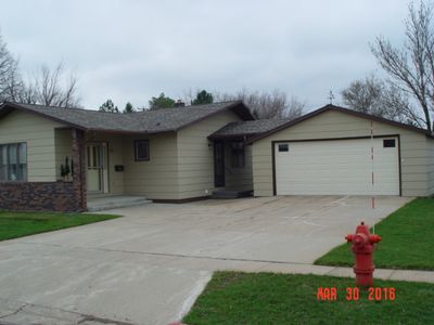 611 1st St SE, Wagner, SD, 57380