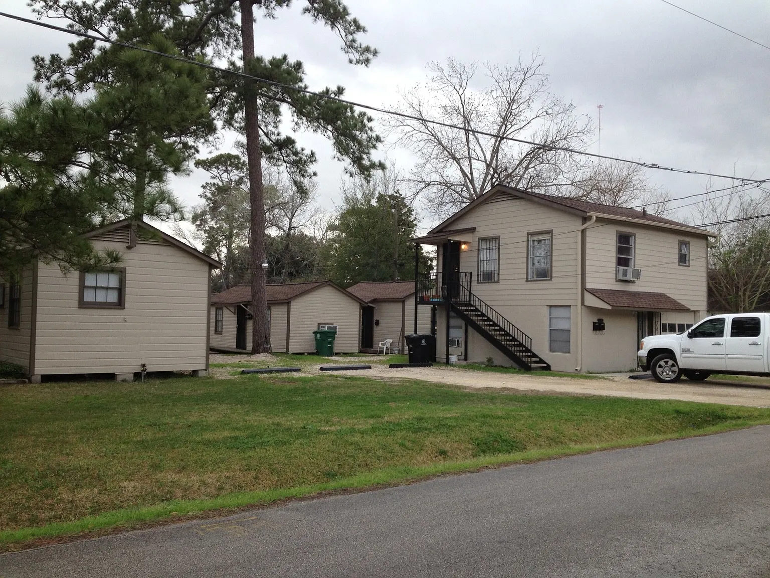 4321/4323 Hain St - 4321C - Efficiency — Photo 2