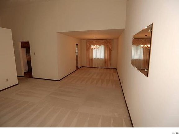 5th image of 10051 Maraldo Pl