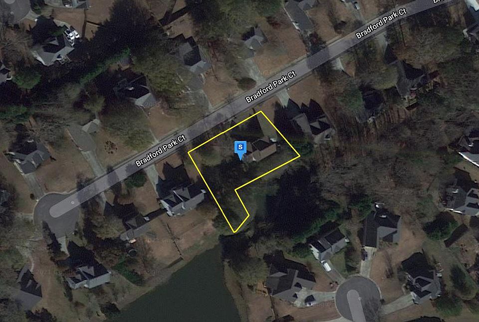 1st image of 544 Bradford Park Ct