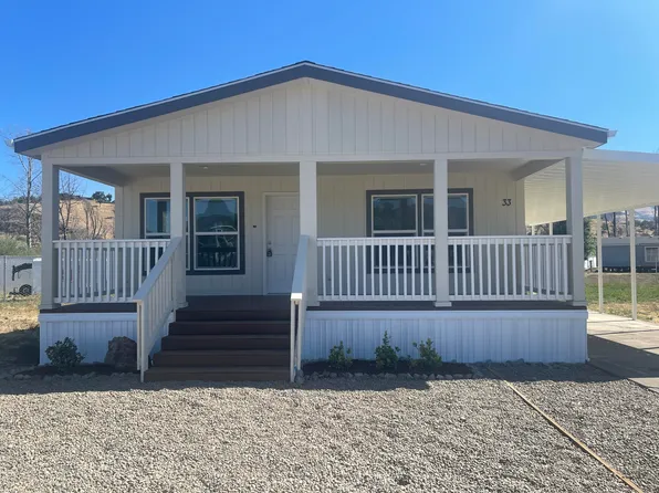 4729 S Pacific Hwy #33, Phoenix, OR 97535