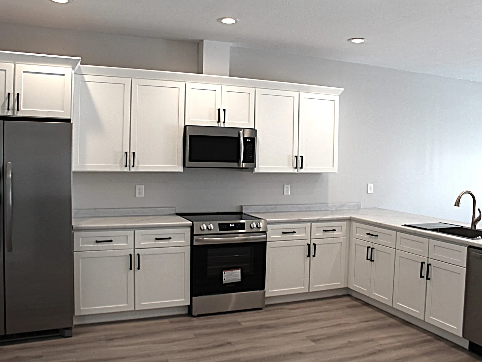 2 bed, 1014 sqft, $1,550 — Photo 3