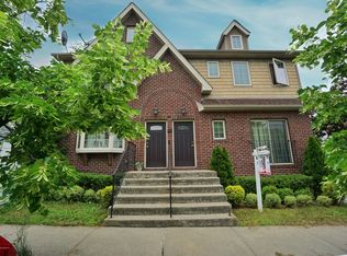 46 Brooks Pl, Staten Island, NY 10310