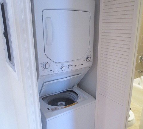 5th image of 1090 Eddy St APT 402