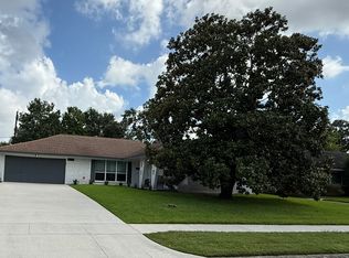 5026 Redstart St, Houston, TX 77035