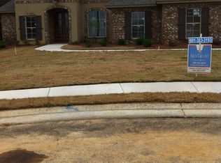 102 Charlton Cove Cir, Madison, MS 39110