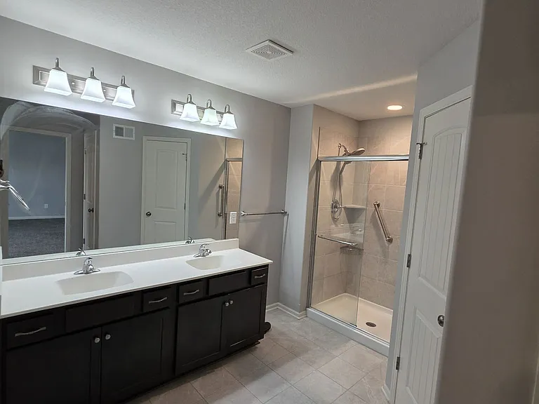 1001 SW Arborfair Dr — Photo 18