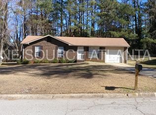 206 Meadowlark Ln, Jonesboro, GA 30236
