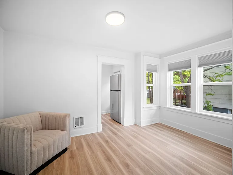 1618 W 8th Ave #2 — Photo 4
