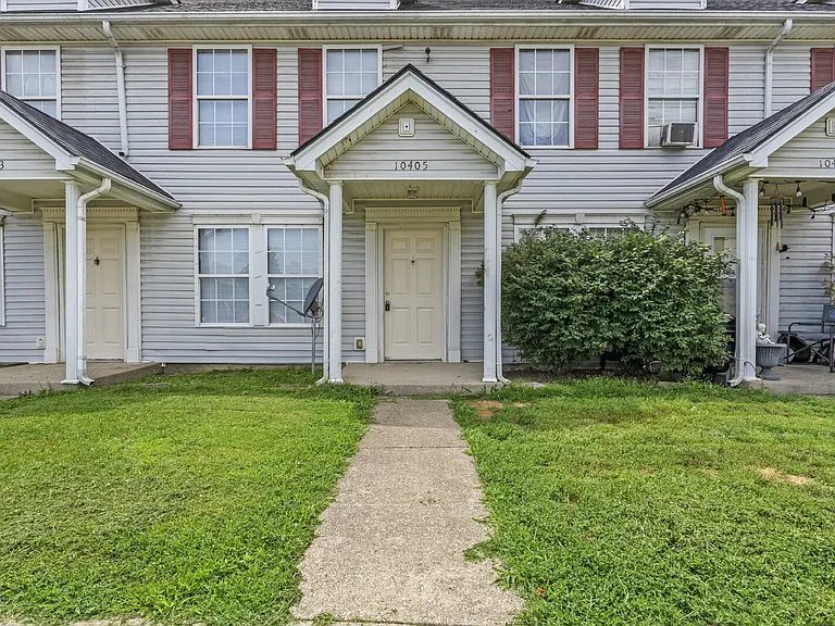 10439 Hillpark Dr — Photo 1