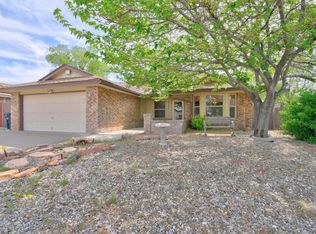6104 Thicket St NW, Albuquerque, NM 87120
