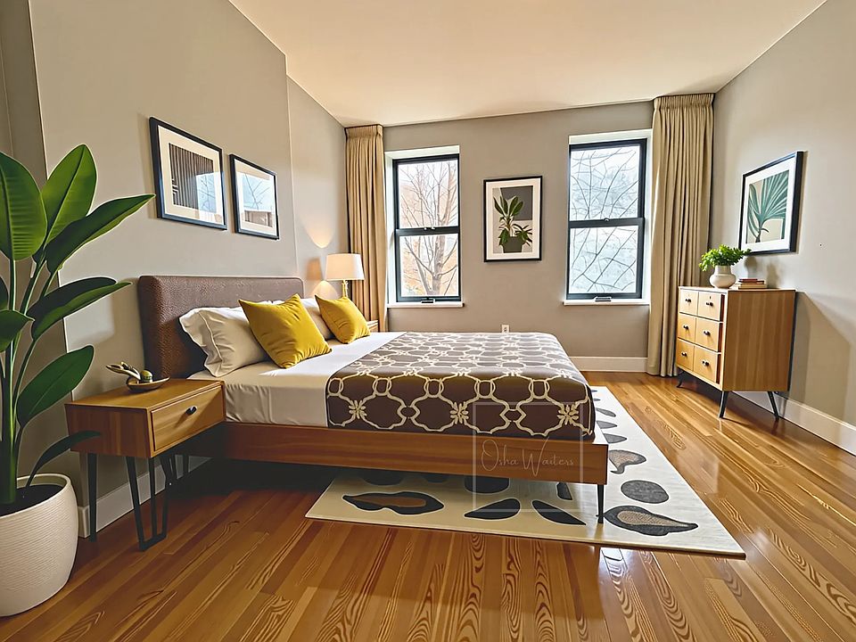 1st image of 321 E 115th St APT 1A