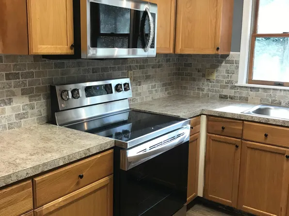 148 Lotus Dr, Scotrun, PA 18355