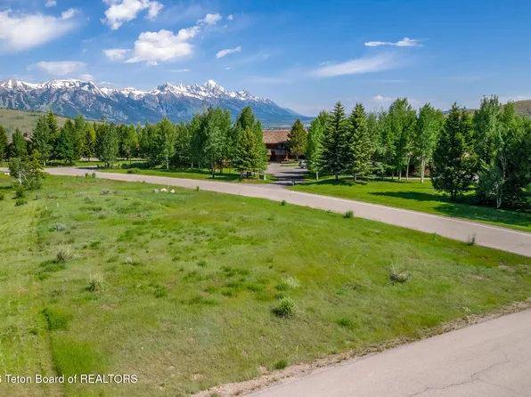 475 W Oskie Dr, Jackson, WY 83001